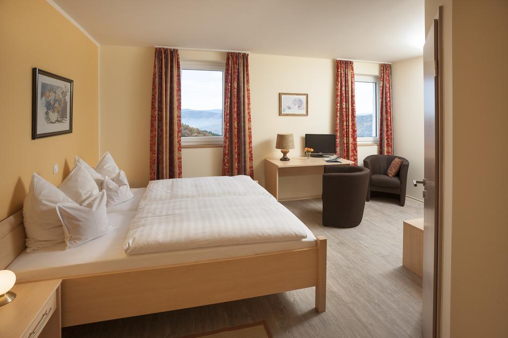 Panorama-Landgasthof Ranzinger Schöfweg Kamer foto
